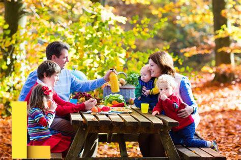 family-picnics,Activities to Enjoy During Family Picnics,thqActivitiestoEnjoyDuringFamilyPicnics