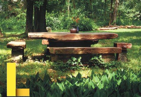 stone-picnic-table,Benefits of Having a Stone Picnic Table,thqBenefitsofHavingaStonePicnicTable