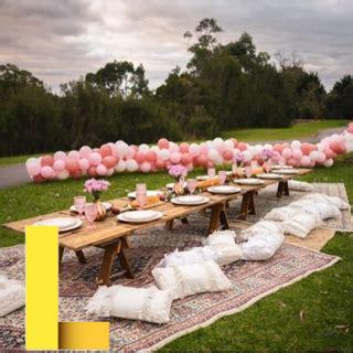 low-picnic-table-rentals,Benefits of low picnic table rentals,thqBenefitsoflowpicnictablerentals