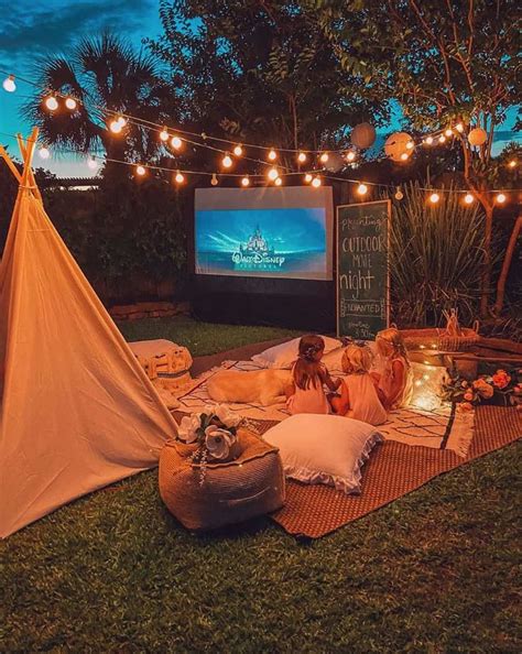 backyard-recreation,DIY Backyard Movie Night,thqDIYBackyardMovieNight
