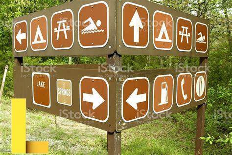 signs-for-parks-recreation-areas-are-normally,Design of Signs for Parks & Recreation Areas,thqDesignofSignsforParks26RecreationAreas