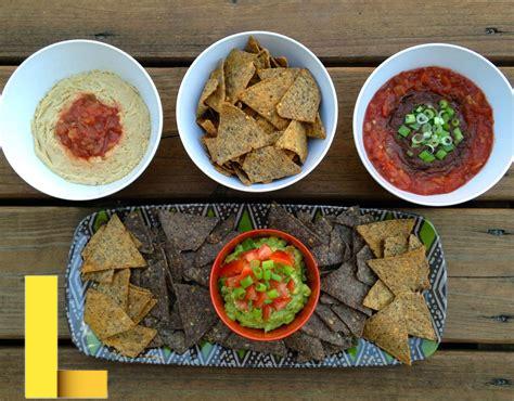 picnic-food-gluten-free,Gluten-Free Chips and Dips,thqGluten-Free-Chips-and-Dips