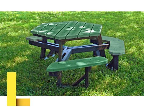 hex-picnic-table,Hex Picnic Table for Large Gatherings,thqHexpicnictablelargegroup