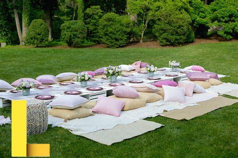 renting-picnic-tables,How to Choose the Perfect Picnic Table for Your Event,thqHowtoChoosethePerfectPicnicTableforYourEvent