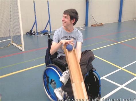 recreational-activities-for-disabled-adults,Indoor Activities for Disabled Adults,thqIndoorActivitiesforDisabledAdults