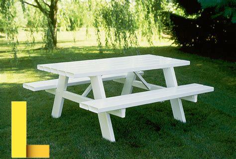 white-picnic-tables,Maintenance Tips for White Picnic Tables,thqMaintenanceTipsforWhitePicnicTables