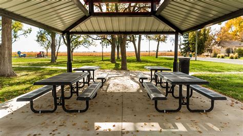 parks-and-recreation-picnic-tables,Outdoor Picnic Tables for Parks and Recreation Areas,thqOutdoor-Picnic-Tables-for-Parks-and-Recreation-Areas
