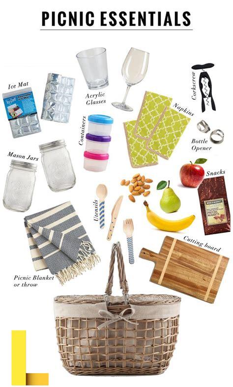 picnic-perfection,Packing the Essentials for A Perfect Picnic,thqPackingtheEssentialsforAPerfectPicnic