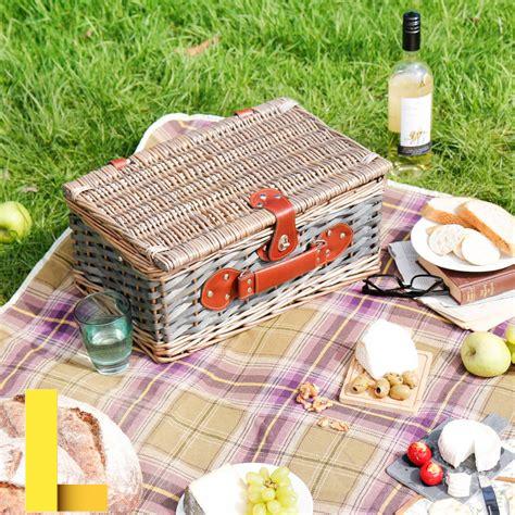 gourmet-picnic-basket,Picnic basket for two,thqPicnicbasketfortwo