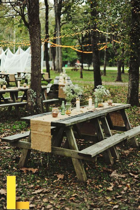 where-can-i-rent-picnic-tables,Picnic tables for a wedding,thqPicnictablesforaweddingpidApimkten-USadltmoderate