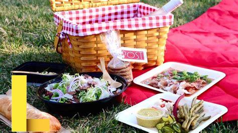 picnic-in-boston,Places to Order Picnic Supplies in Boston,thqPlacestoOrderPicnicSuppliesinBoston