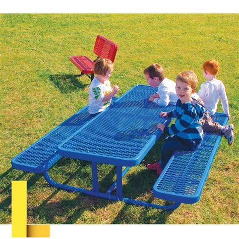preschool-picnic-table,Materials used in making preschool picnic table,thqPreschoolpicnictablematerials