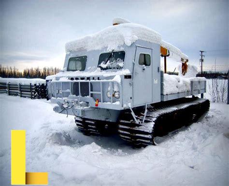 tracked-recreational-vehicles,Snow tracked recreational vehicles,thqSnowtrackedrecreationalvehicles