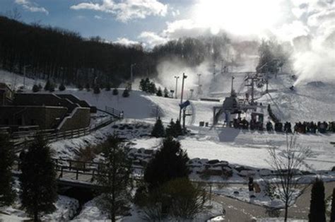 oklahoma-parks-and-recreation,Top Ski Resorts in Oklahoma for Winter Sports Enthusiasts,thqTopSkiResortsinOklahomaforWinterSportsEnthusiasts