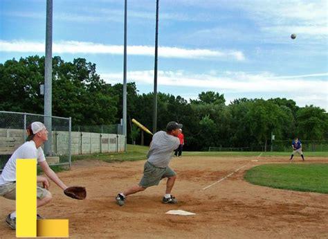 recreational-baseball,Types of Recreational Baseball Leagues,thqTypesofRecreationalBaseballLeagues