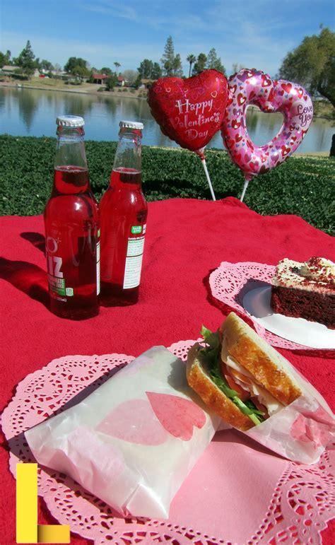 valentines-day-picnic,Valentine,thqvalentinesdaypicnicfoodideas