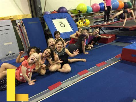 recreational-gymnastics,What to Expect in a Recreational Gymnastics Class,thqWhattoExpectinaRecreationalGymnasticsClass
