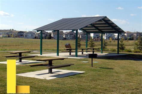 metal-picnic-shelter,Advantages of a Metal Picnic Shelter,thqmetalpicnicshelteradvantages