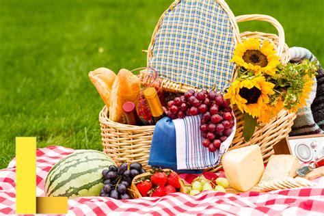 is-picnic-allergy-legit,picnic food,thqpicnicfood
