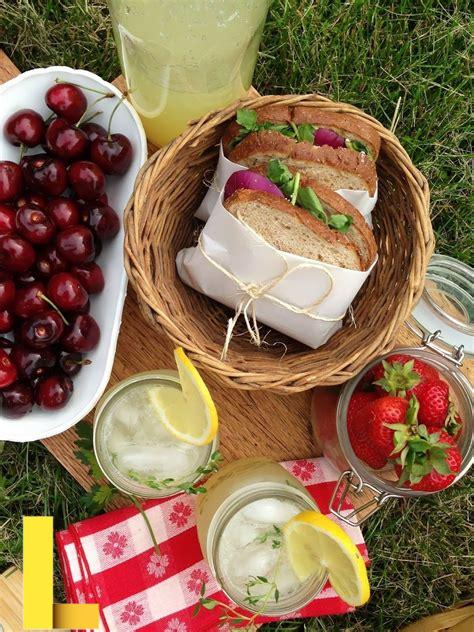 picnic-foods-for-a-date,picnic foods for a date,thqpicnicfoodsforadate