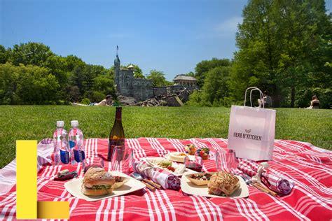 mystery-picnic-nyc,The best locations for your mystery picnic nyc,thqpicniclocationsnewyork