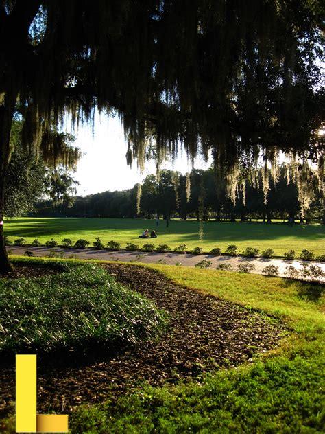 luxury-picnic-savannah-ga,Best Places to Have a Luxury Picnic in Savannah,thqpicnicspotsinSavannah